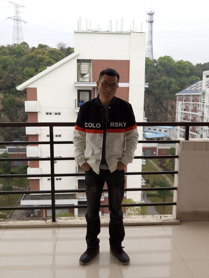 黄教员的照片_福州家教通