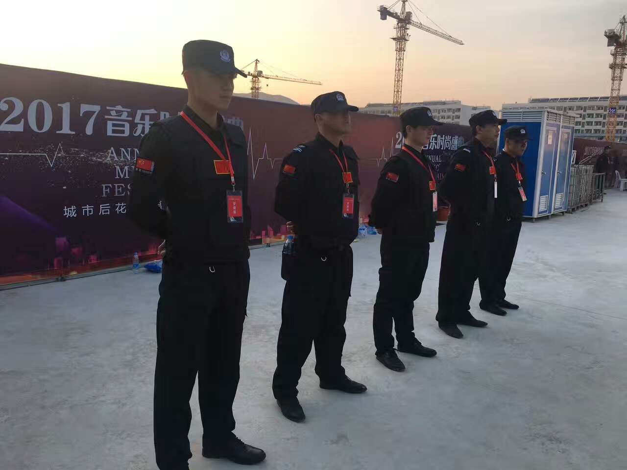 卢教员的照片_福州家教通