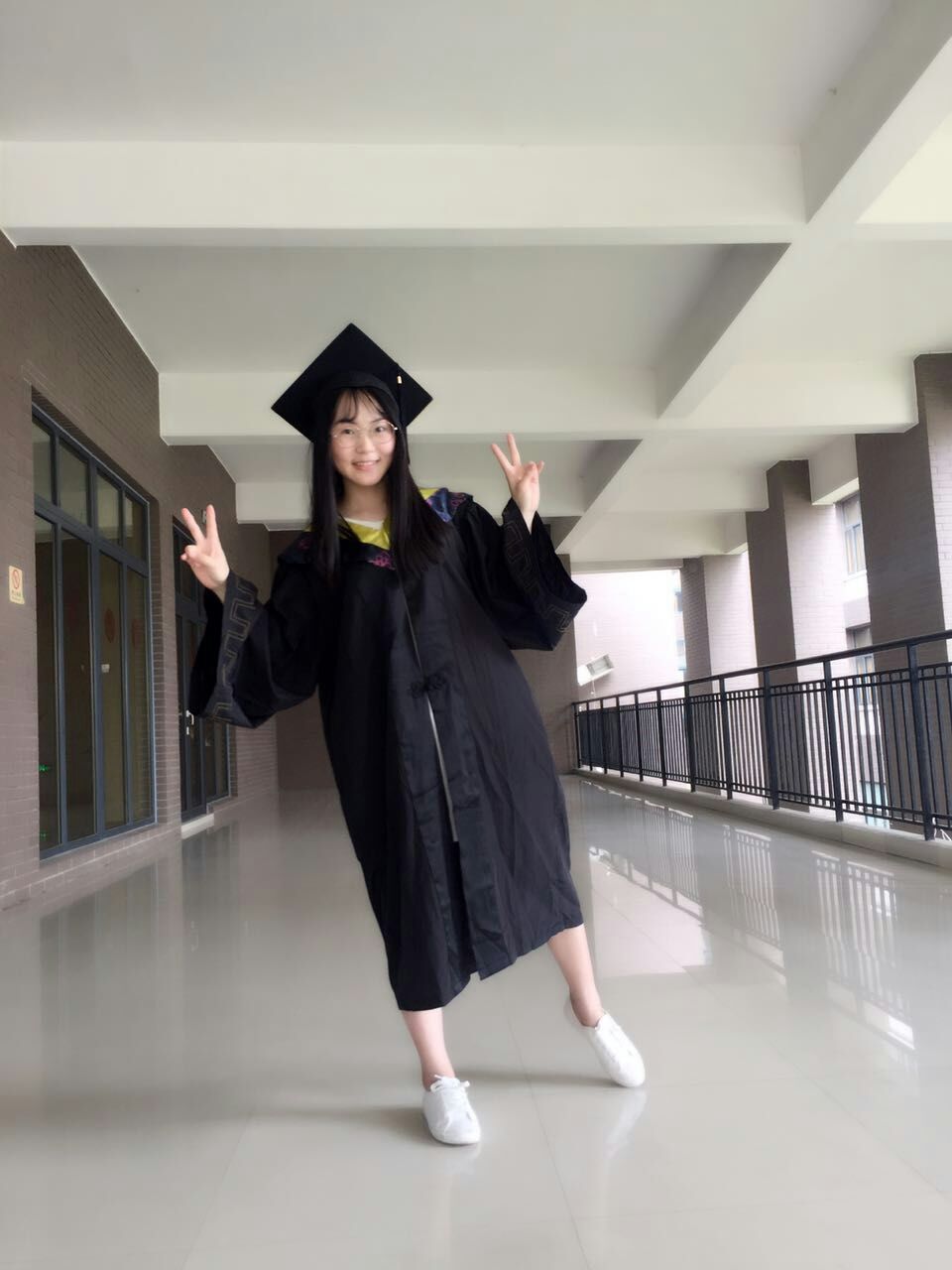 李教员的照片_福州家教通