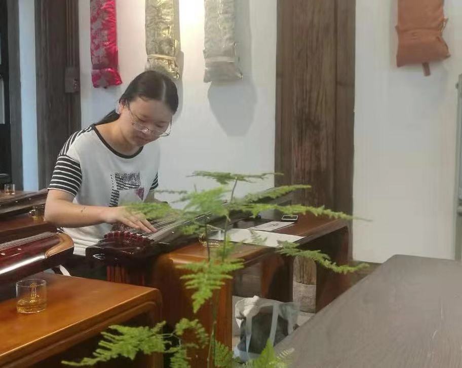 柳教员的照片_福州家教通