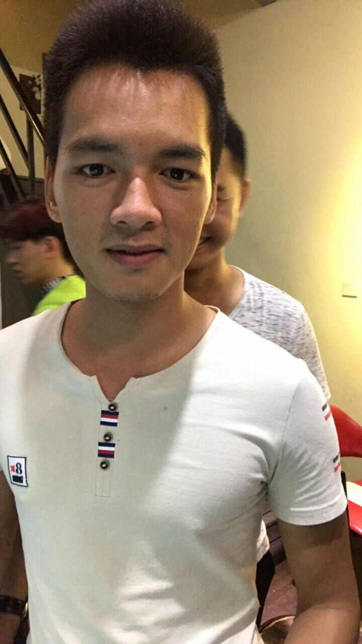 胡教员的照片_福州家教通
