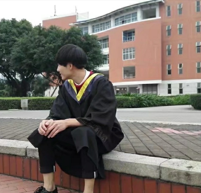 黄教员的照片_福州家教通